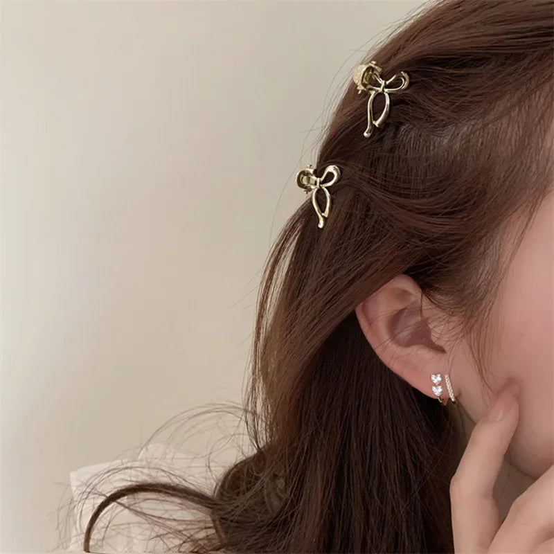 Fashion Hair Claws for Women – Elegant Alloy Headwear for Winter & Outdoor Style