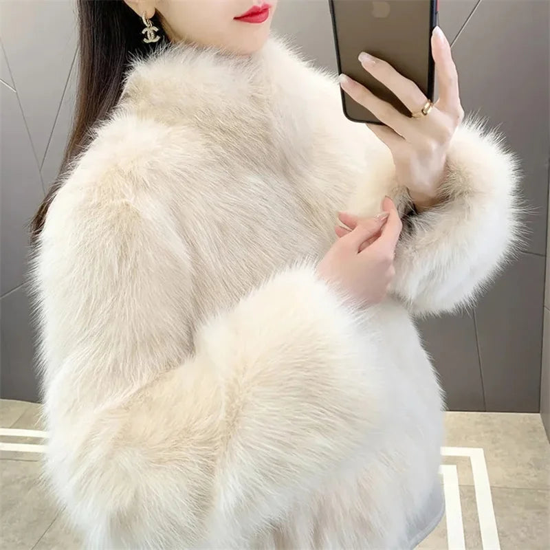 ❄️ 2024 Women’s Faux Fur Winter Coat – Elegant & Cozy Plush Overcoat