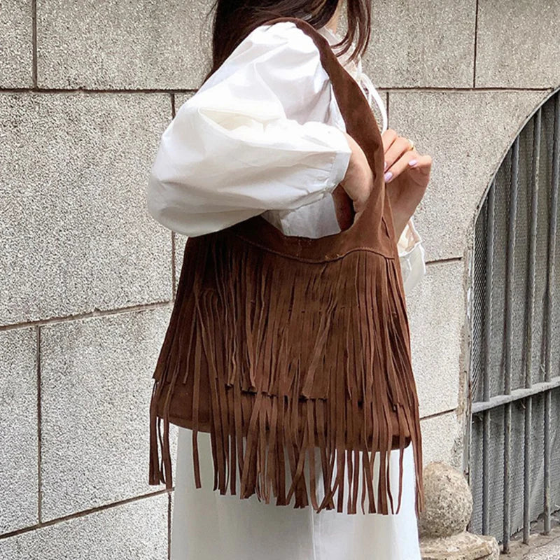 Bohemian Faux Suede Bucket Bag – Stylish Tassel Shoulder Handbag for Women