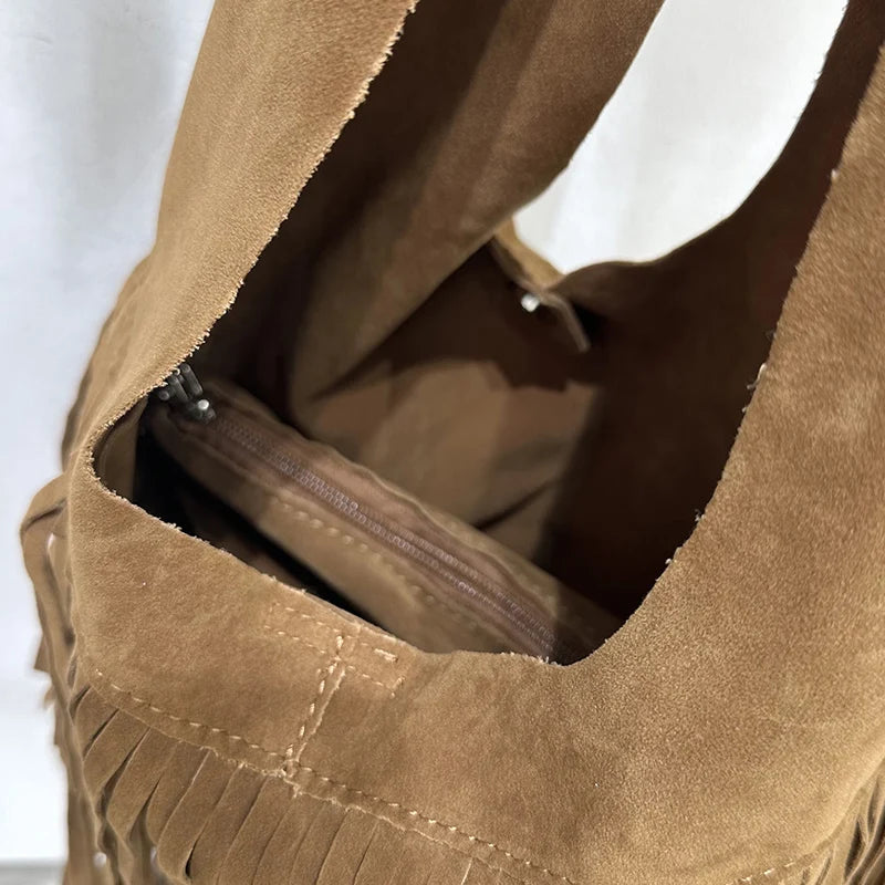 Bohemian Faux Suede Bucket Bag – Stylish Tassel Shoulder Handbag for Women