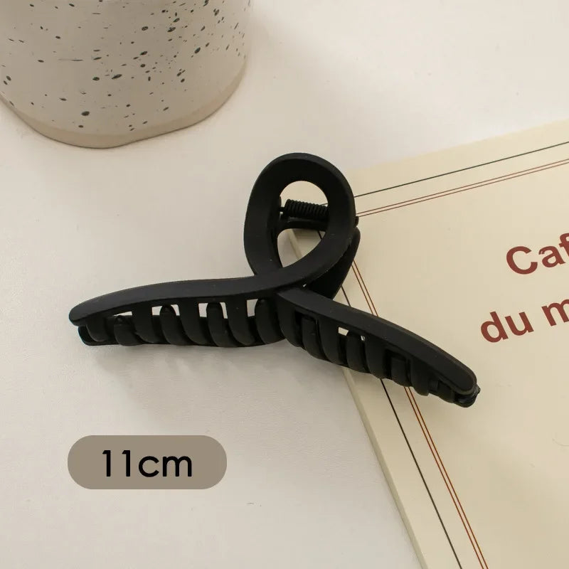 Korean Style Black Large Hair Claws Elegant Acrylic Hairpins Barrette Crab Hair Clips Headwear for Women Girls Hair Accessories