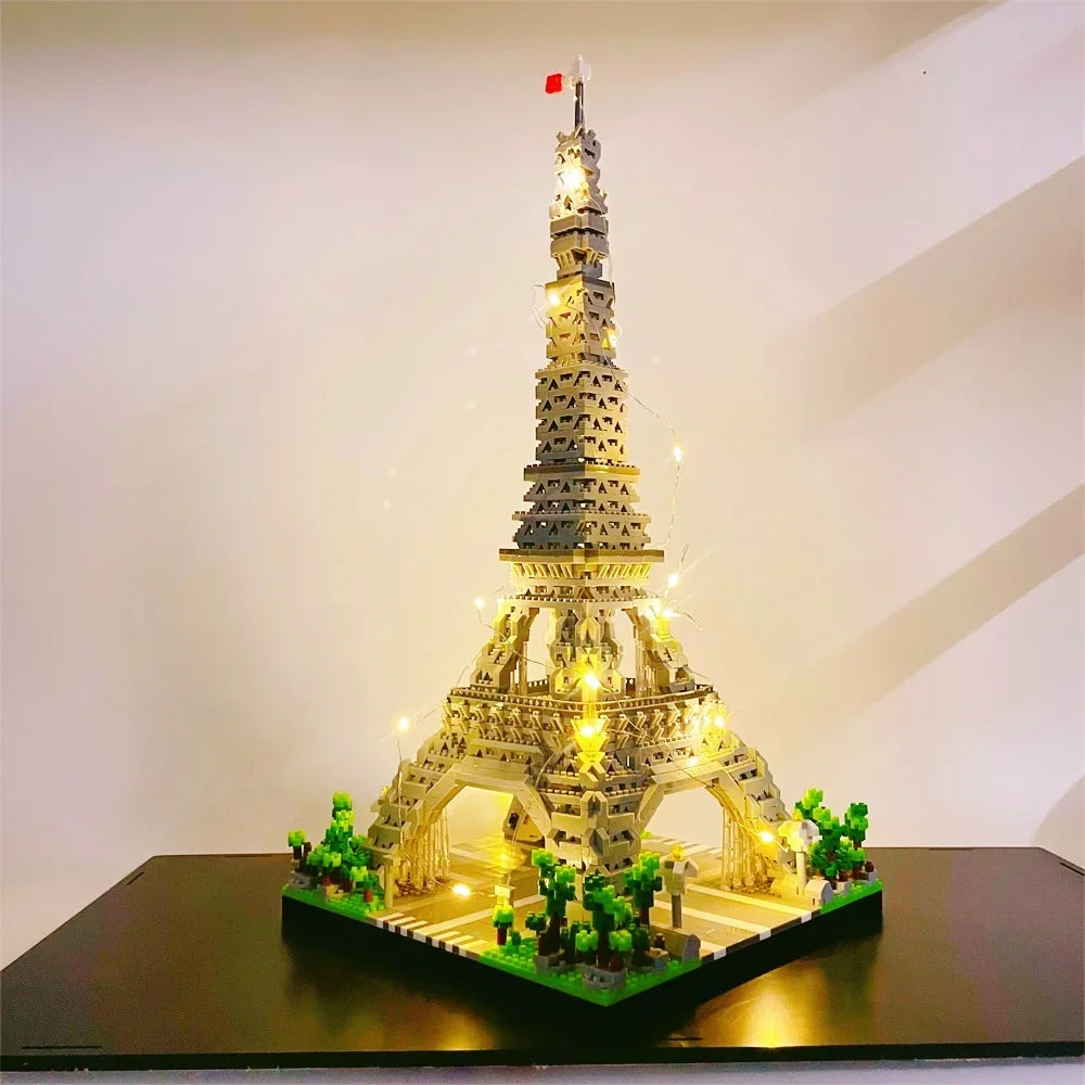 Paris Eiffel Tower Mini Building Blocks Set – Light Illuminated